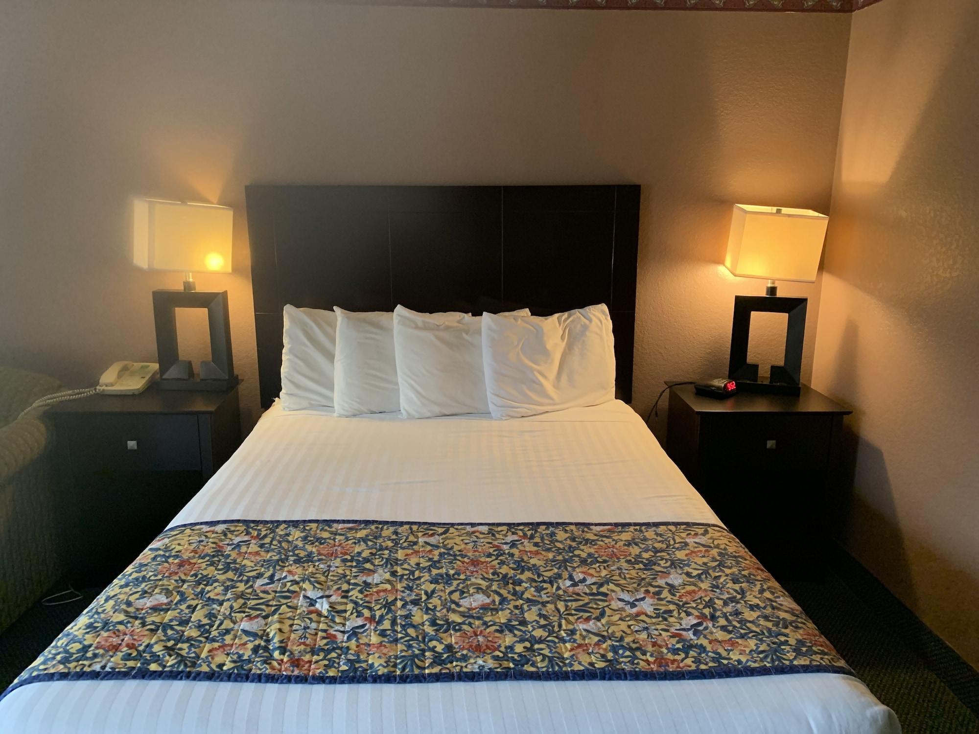 Lincoln Inn Express Hotel And Suites Оклахома-Сити Экстерьер фото